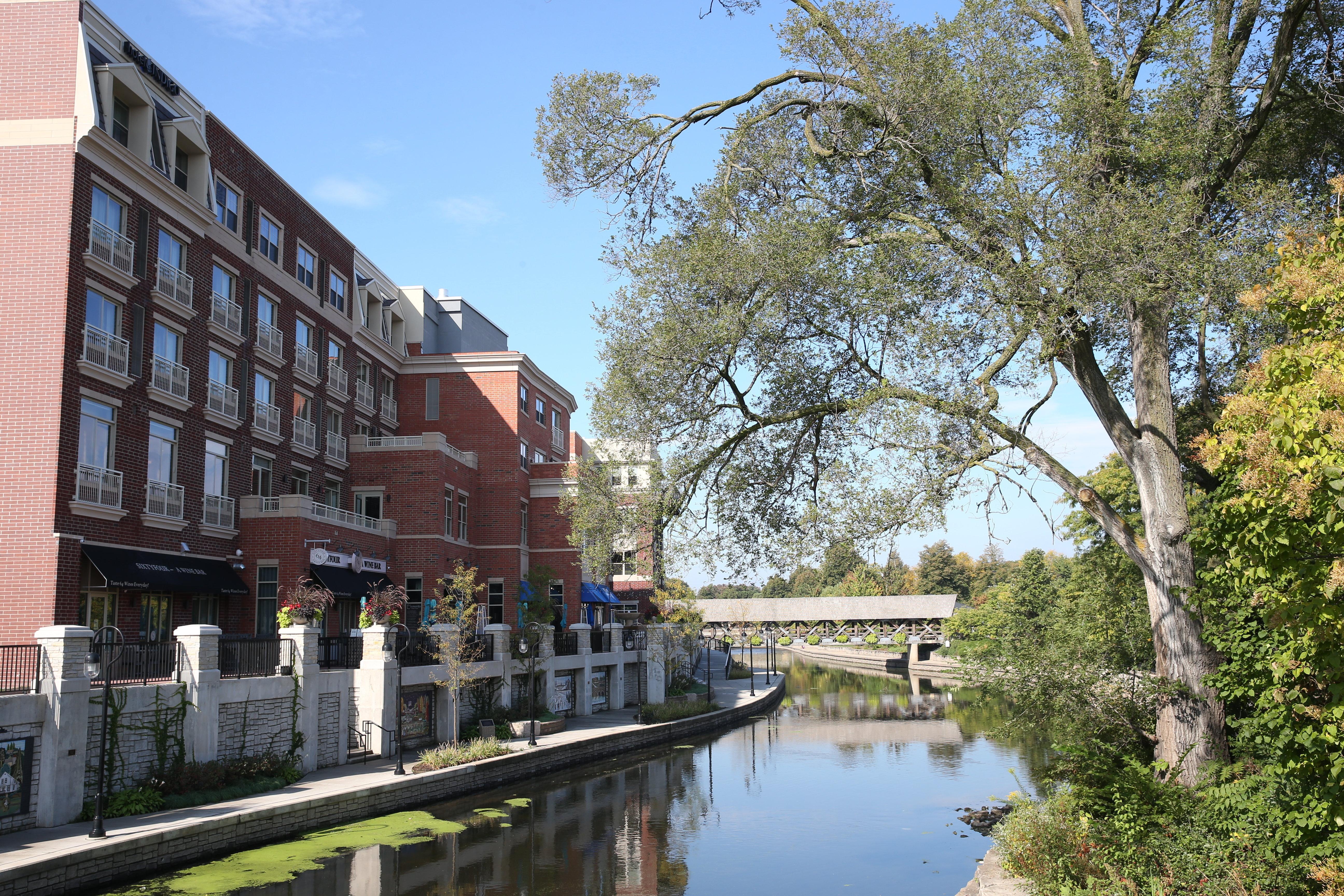 Hotel Indigo Naperville Riverwalk By Ihg Exterior photo