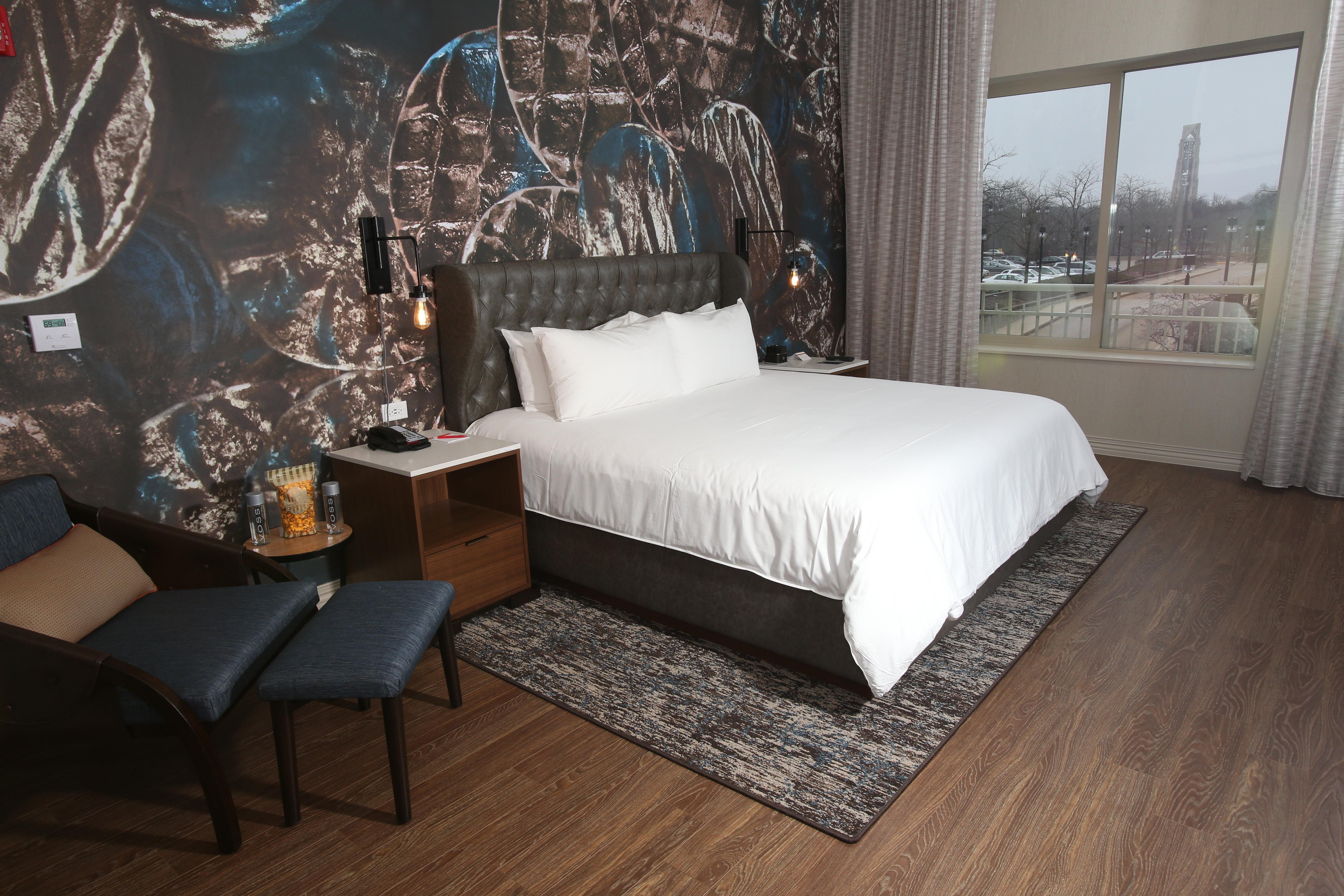 Hotel Indigo Naperville Riverwalk By Ihg Exterior photo