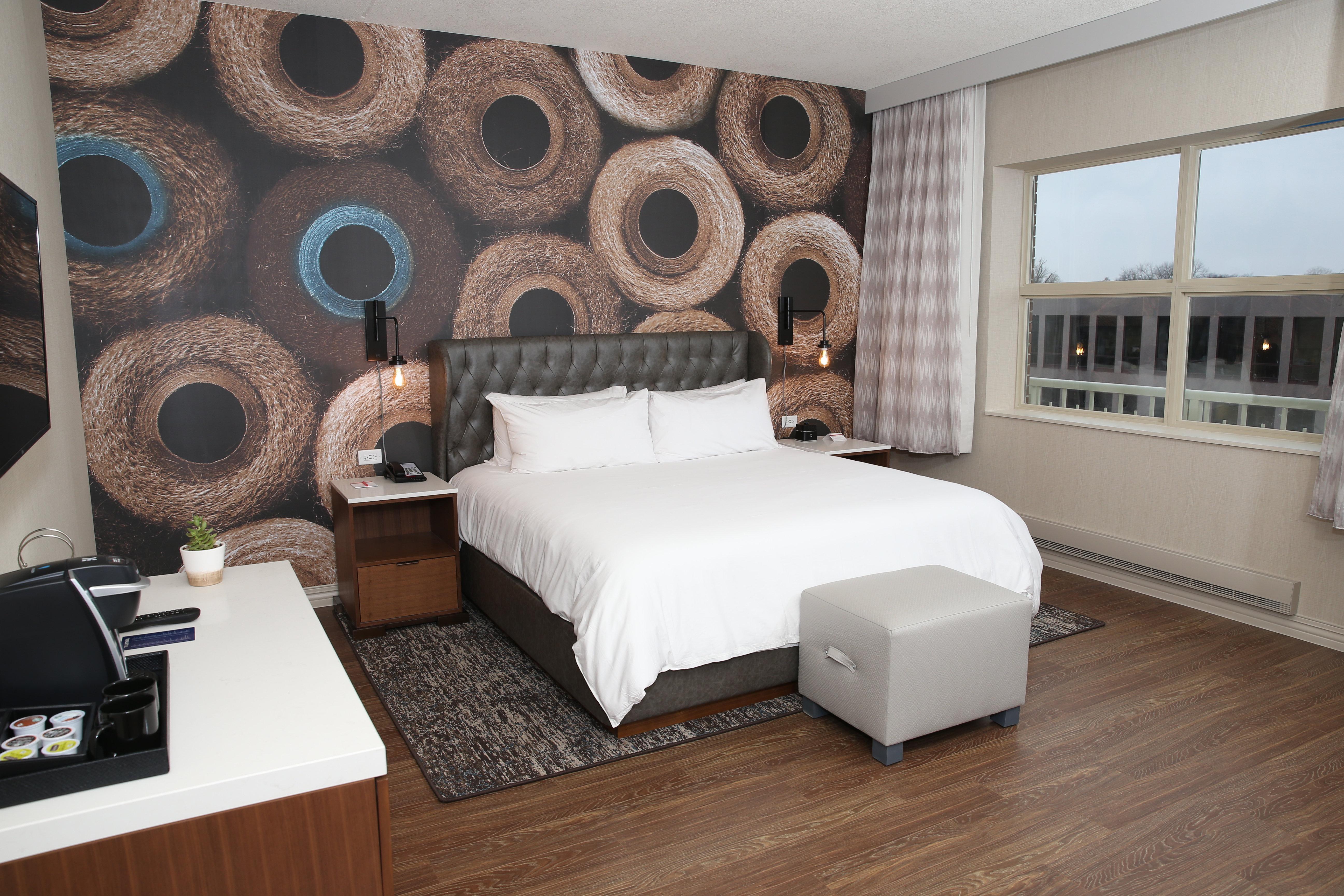Hotel Indigo Naperville Riverwalk By Ihg Exterior photo