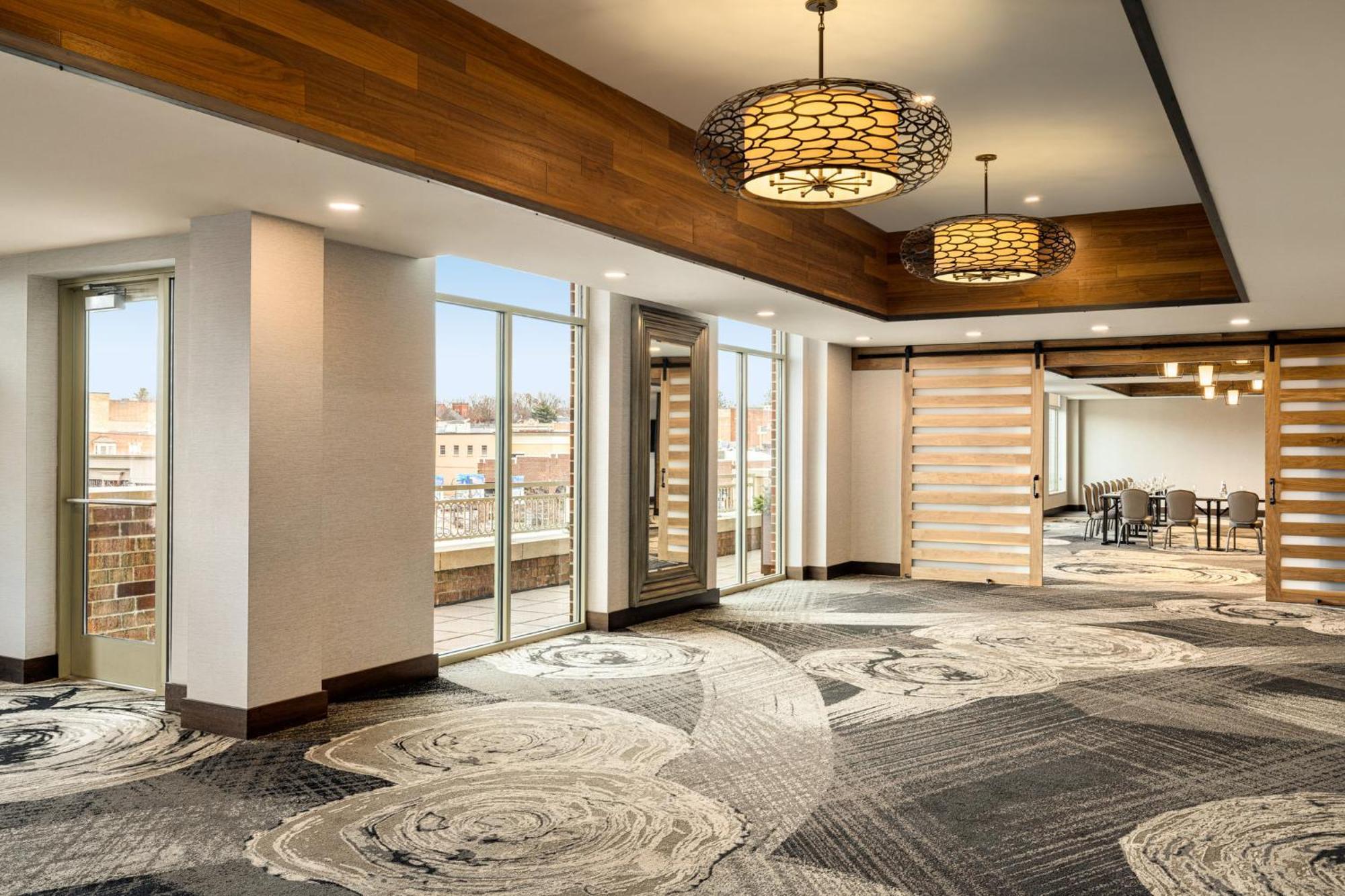 Hotel Indigo Naperville Riverwalk By Ihg Exterior photo
