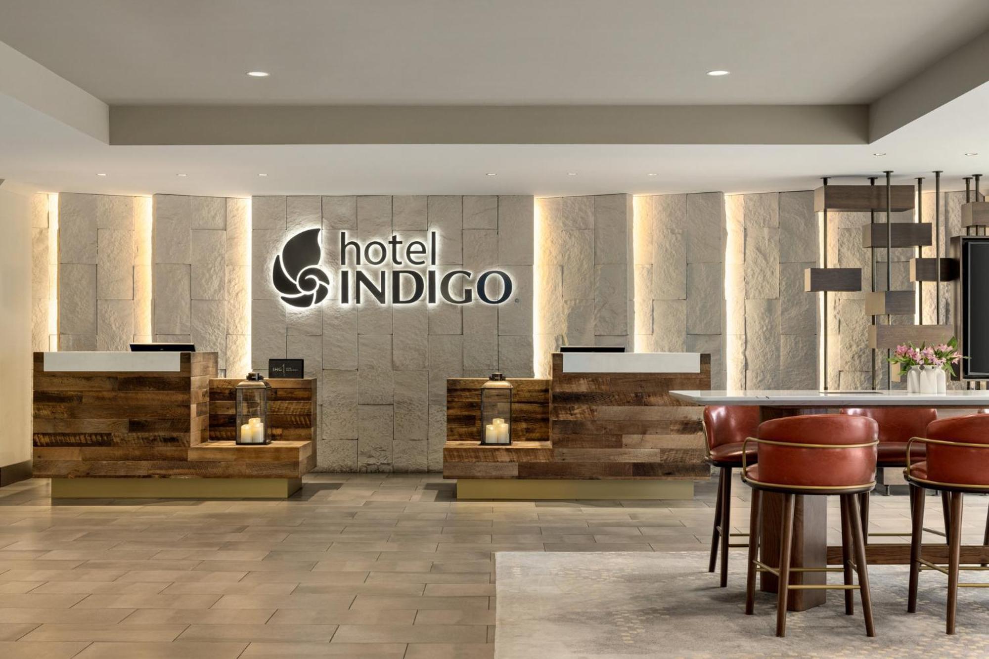 Hotel Indigo Naperville Riverwalk By Ihg Exterior photo